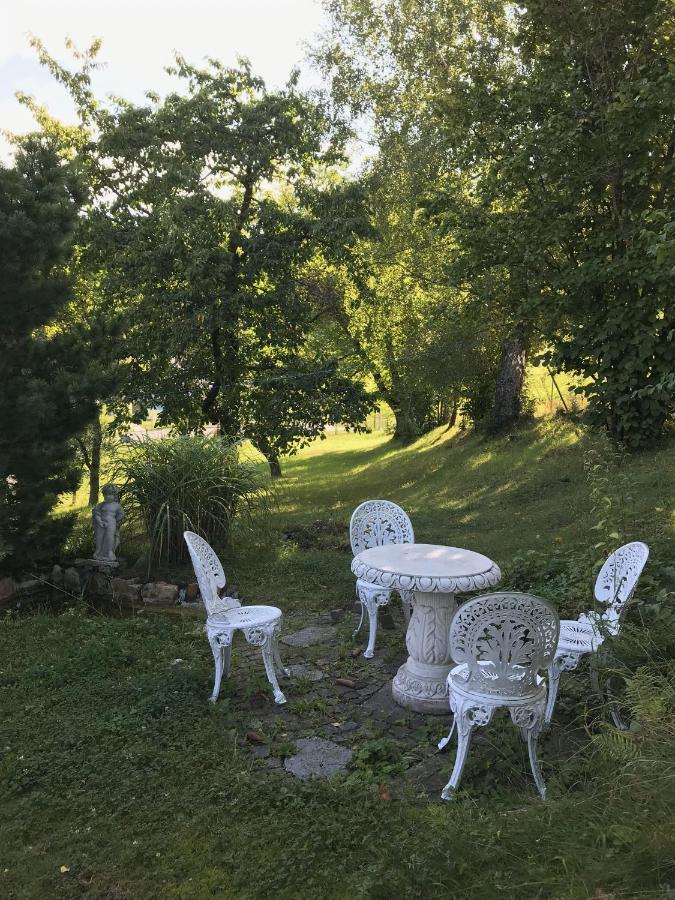 Ferienhaus Messern Esterno foto